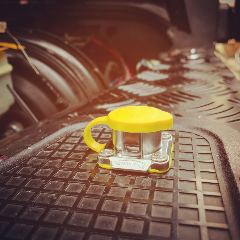 Defender Kotflügelanschluss mobiles Solarpanel