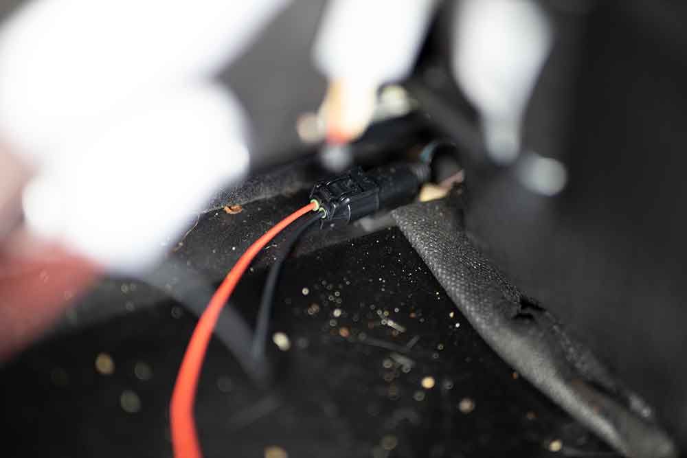 selbst konfektionierter Sitzheizungskabelbaum Scheelmann Defender